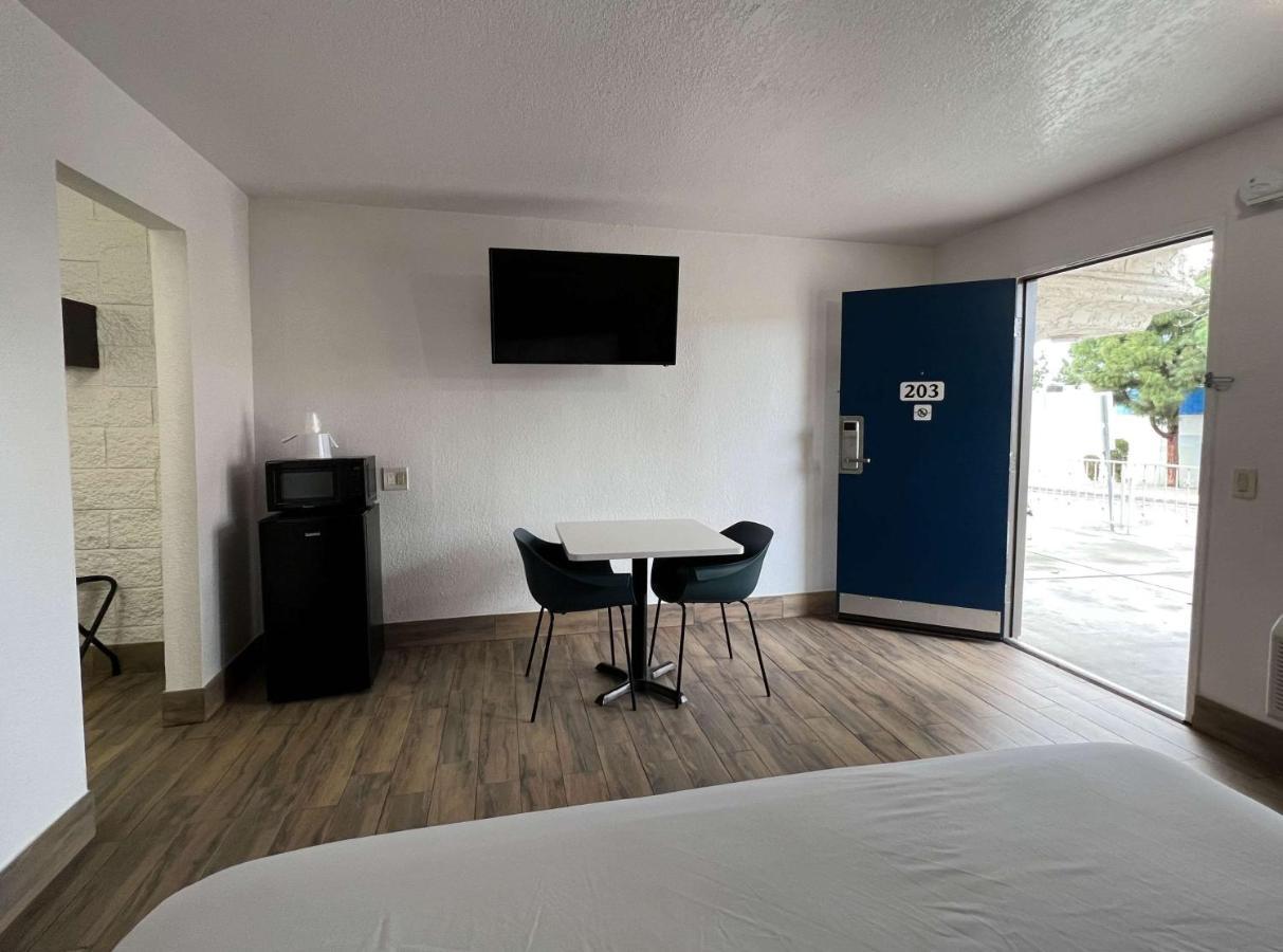 Motel 6-Orange, Ca - Anaheim Exterior foto