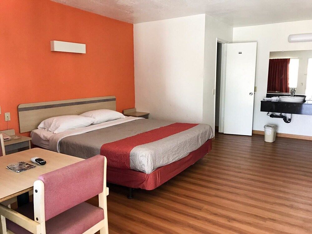 Motel 6-Orange, Ca - Anaheim Exterior foto